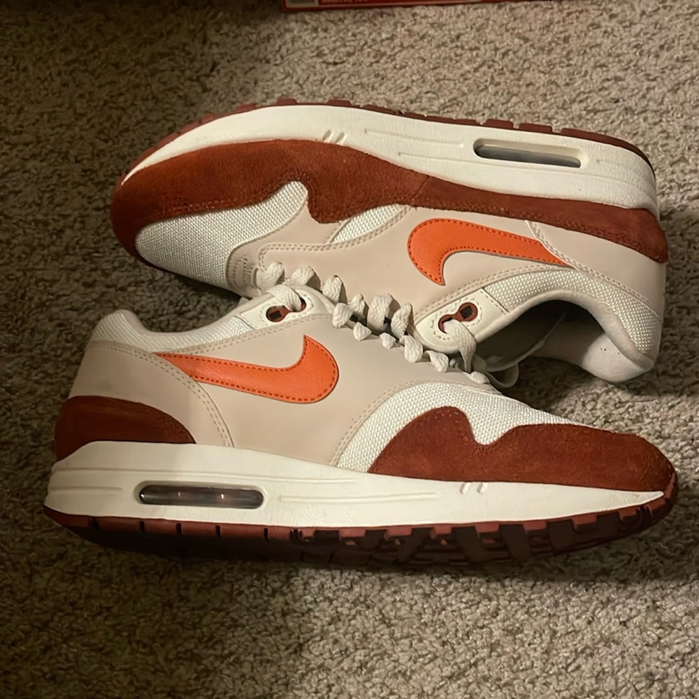 Air max 1 “Mars stone”